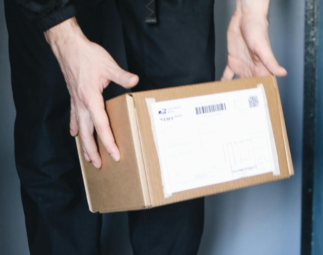 GOFO、UniUni、SpeedX如何選？一份基于重量、區(qū)域與預(yù)算的終極指南